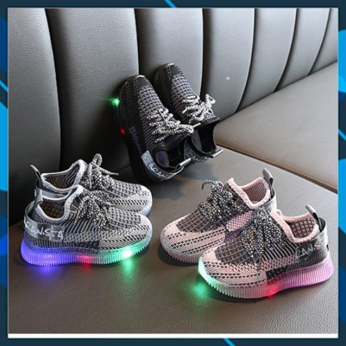Giày thể thao sneaker thời trang, phát sáng cho bé trai, gái 21117 Size 21 đến 25