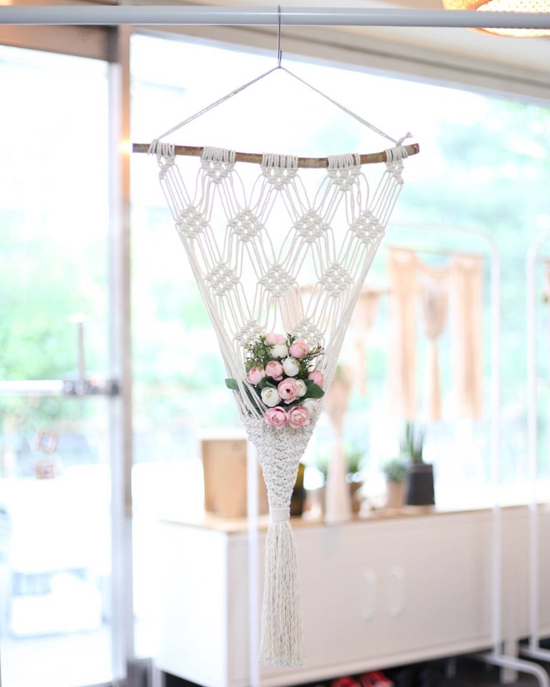 Giỏ Treo Hoa Trang Trí Tường Macrame GTH01 - Sản Phẩm Handmade Nghệ Thuật, Dùng Treo Tường Decor, Làm Quà Tặng, Trang Trí Phòng Khách, Phòng Ngủ (Trang Trí Nhà Cửa)