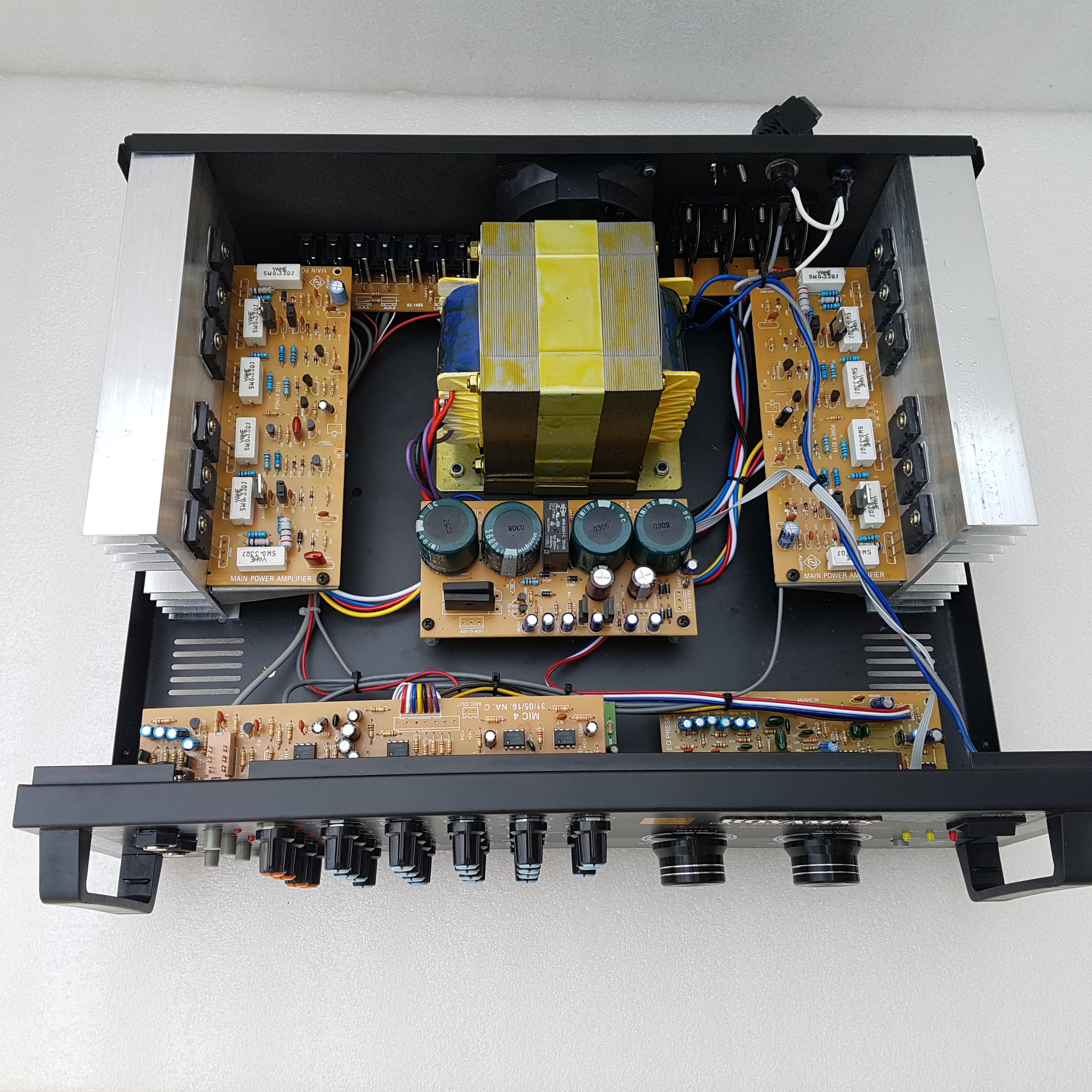 AMPLIFIER 12 SÒ ROYAMAX PA-2030XGPLUS HÀNG CHÍNH HÃNG