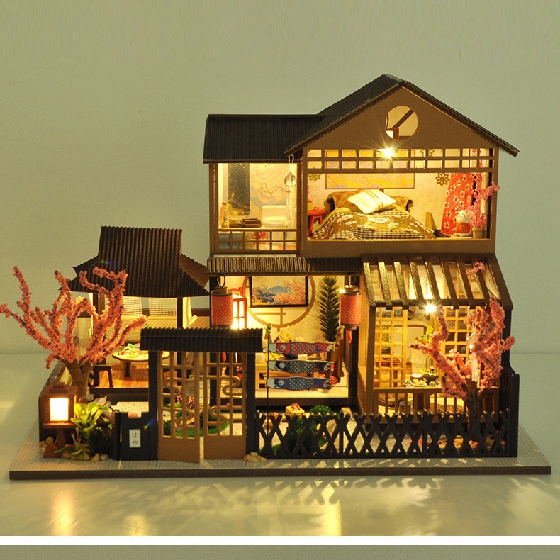 Mô hình nhà DIY Doll House A Day Of Okayama Kèm Mica Chống bụi