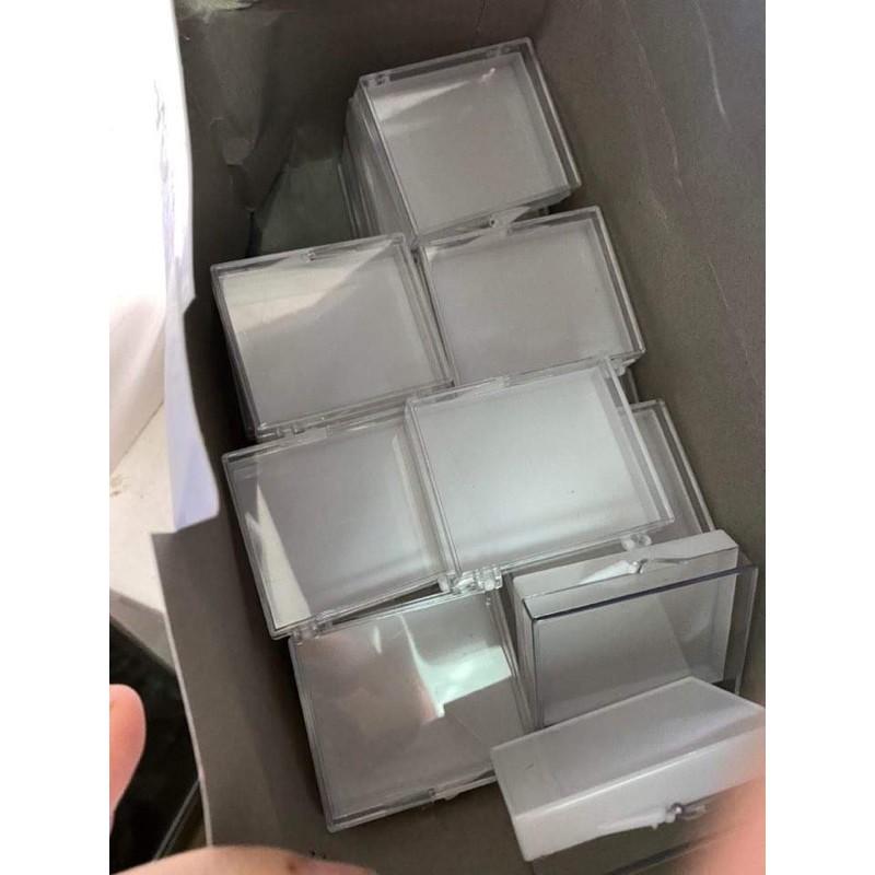 Hộp nhựa đựng móng