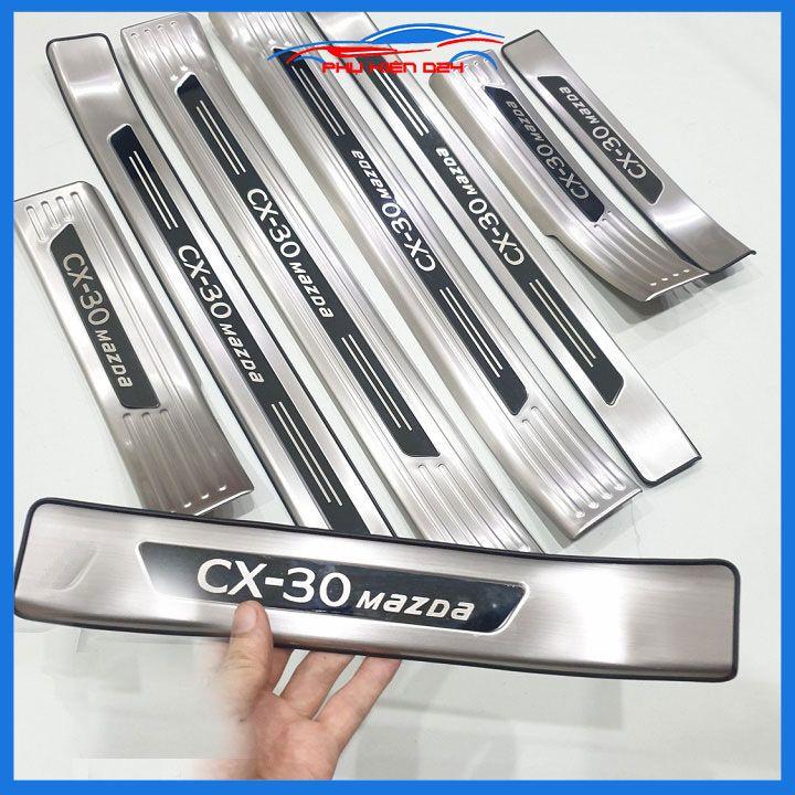 Ốp bậc cửa, nẹp bước chân INOX cho xe Mazda CX30 CX-30 2021-2022-2023