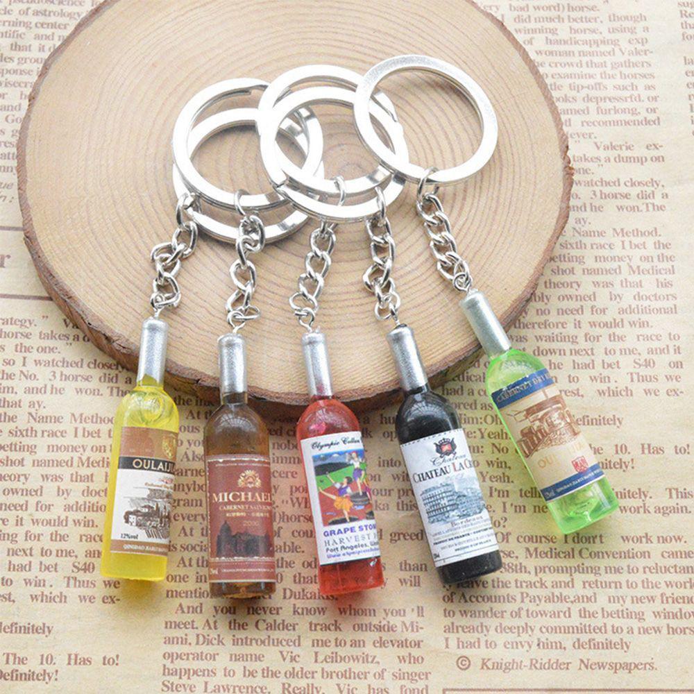 Móc khóa hình chai rượu xinh xắn