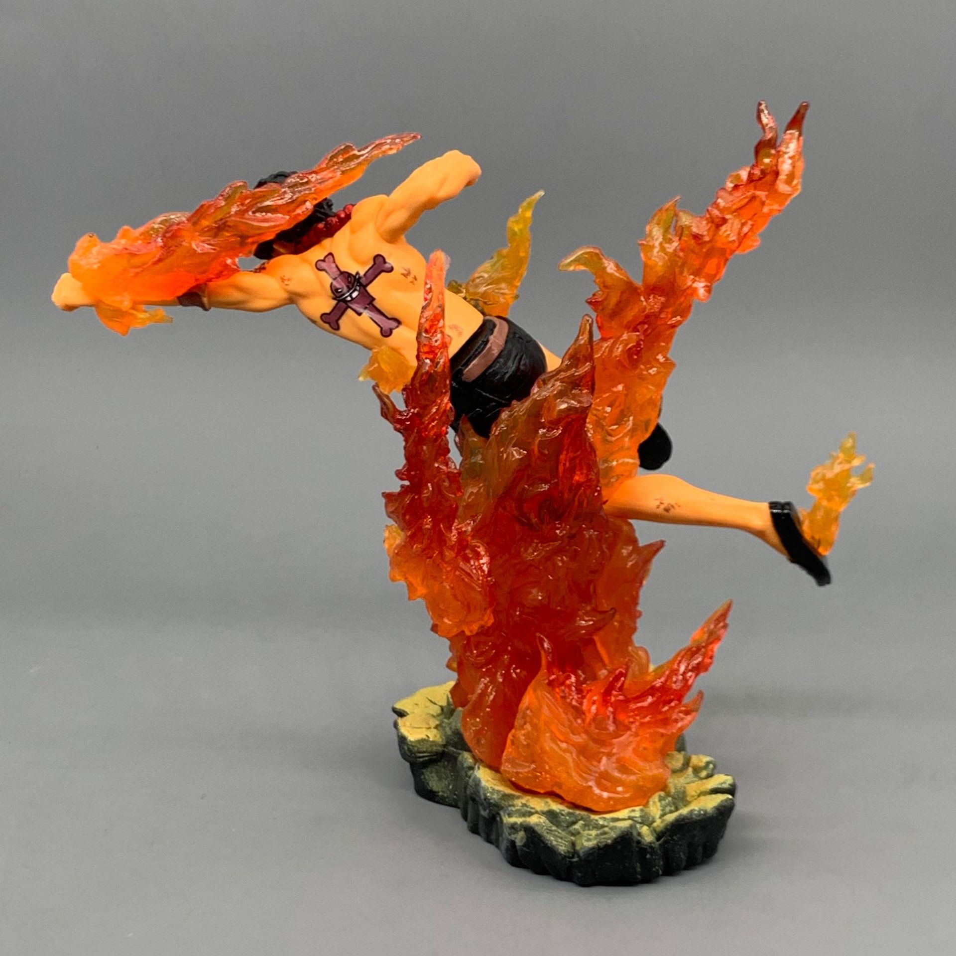 Mô Hình One Piece Nhân Vật Portgas D ACE Hỏa Quyền Mẫu 03 - Cao 15cm