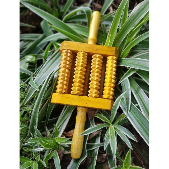 Dụng cụ mát xa lưng , chân , tay , bụng bằng gỗ tự nhiên