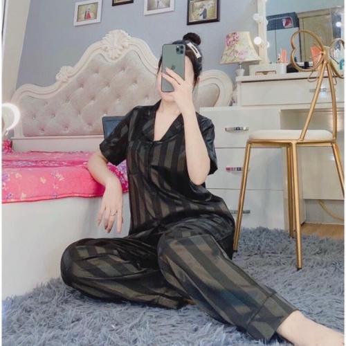 Đồ Bộ Pijama - Bộ Ngủ Lụa Gấm Kẻ Áo Cộc -Quần Dài