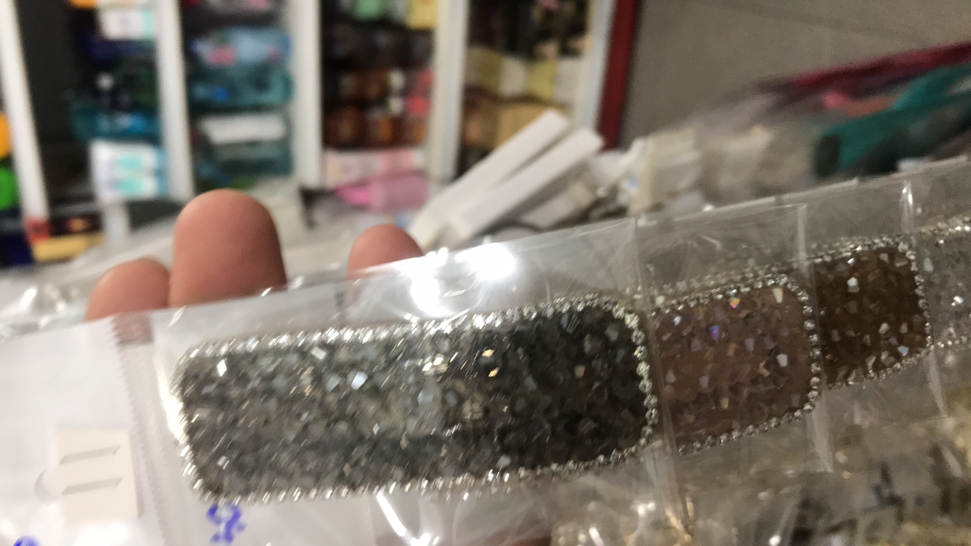 Kẹp tóc mái kim tuyến