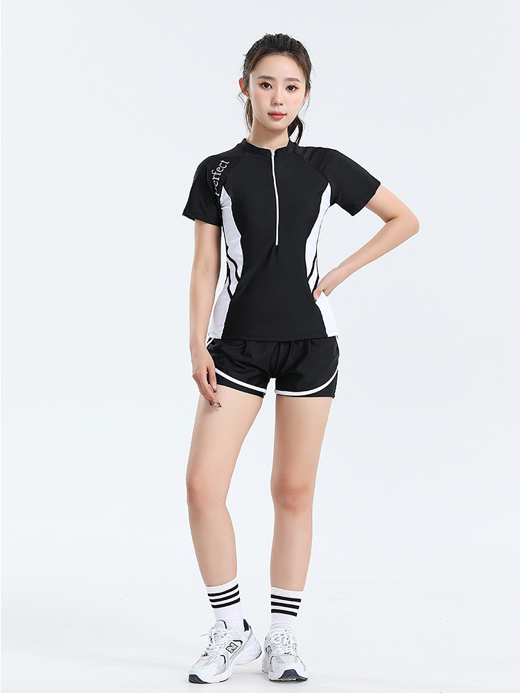 Đồ Bơi Nữ Rời Đùi Ngắn Tay Thanh Lịch