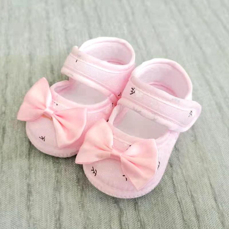 Giày tập đi cho bé có đế trống trượt, dép vải quai hậu nhẹ nhàng mềm mại giá rẻ cho trẻ sơ sinh đến 1 tuổi rưỡi