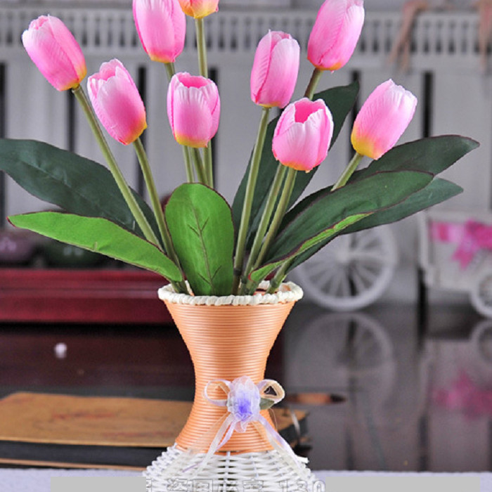 Chùm Hoa Lụa giả 9 Bông Hoa TuLip Màu Hồng