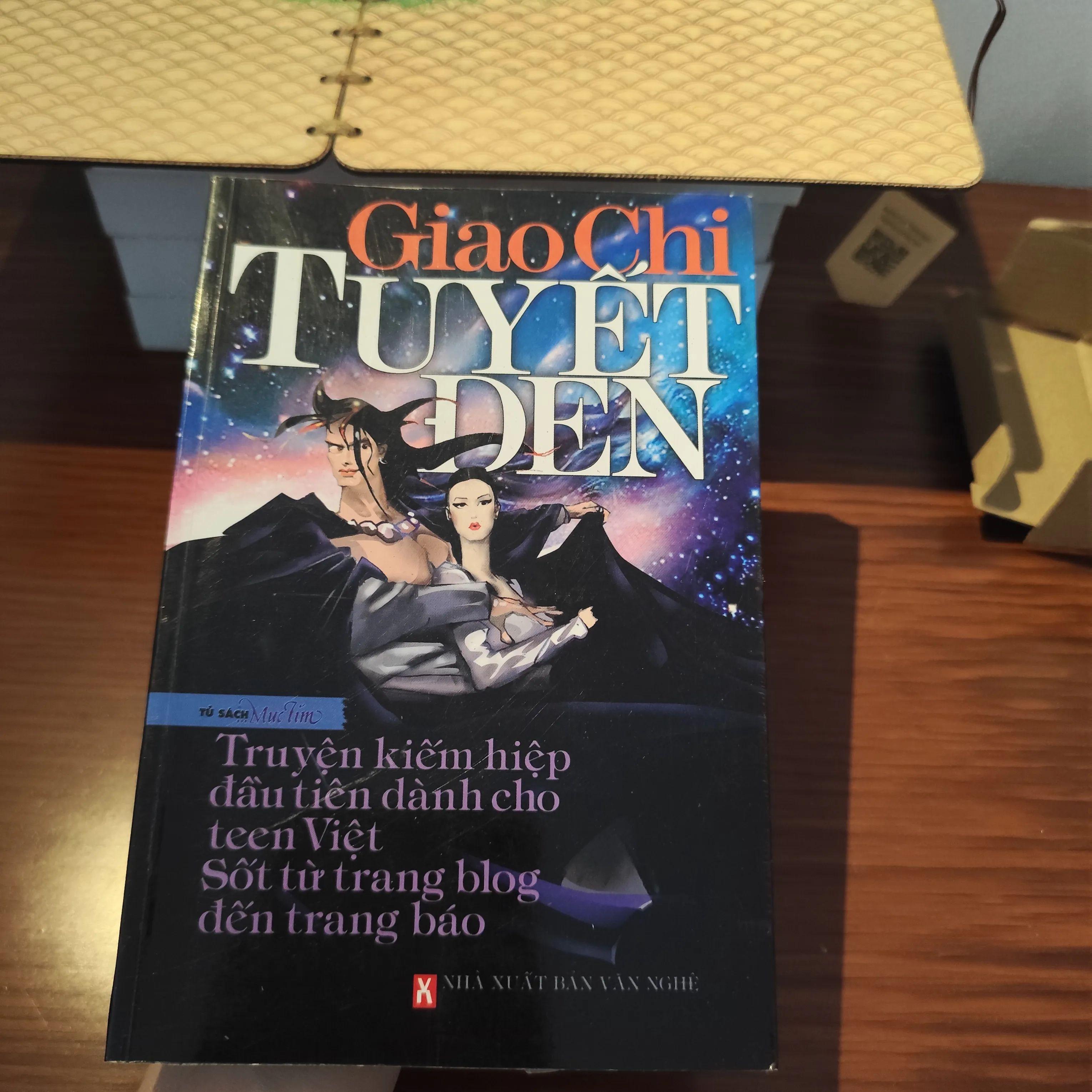 Tuyết đen- Giao Chi