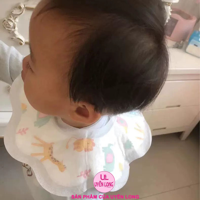 Yếm Thấm Nước Dãi Rớt Cho Bé Sử Dụng 1 Lần, An Toàn Cho Bé, Thuận Lợi Cho Mẹ, Dễ Dàng Mang Theo