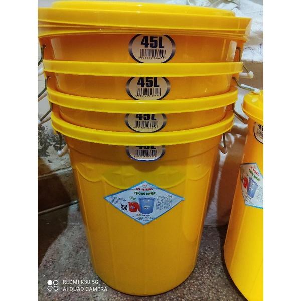 Thùng nhựa tròn màu trắng và màu vàng cao cấp