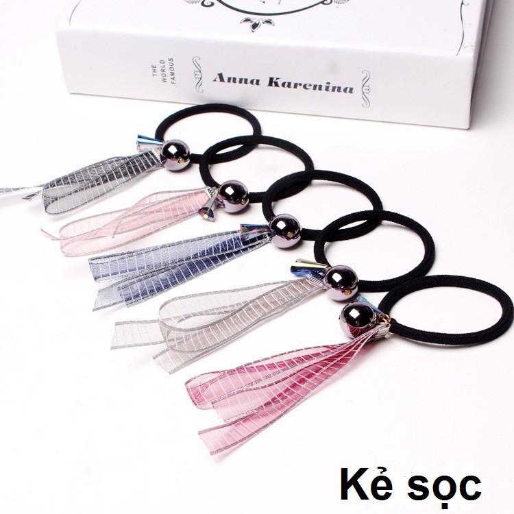 Cột tóc nơ hoa