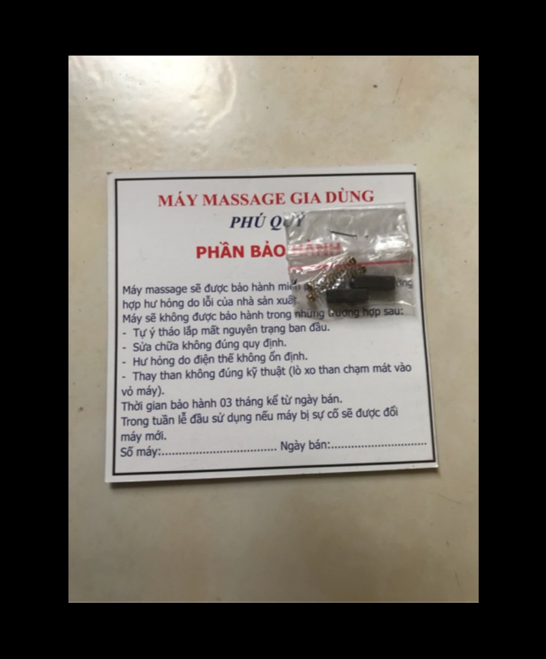 Máy massage đeo tay Phú Quý (tặng kèm 1 bộ than)