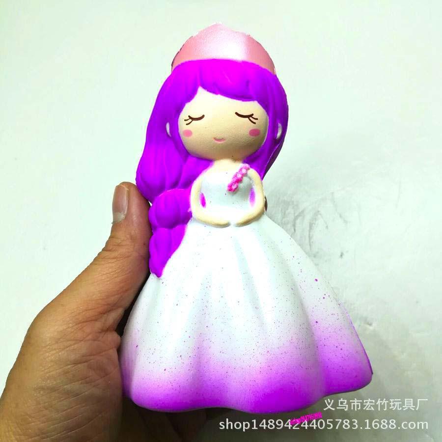 ĐỒ CHƠI SquiShy BÚP BÊ CÔNG CHÚA ĐÁNG YÊU