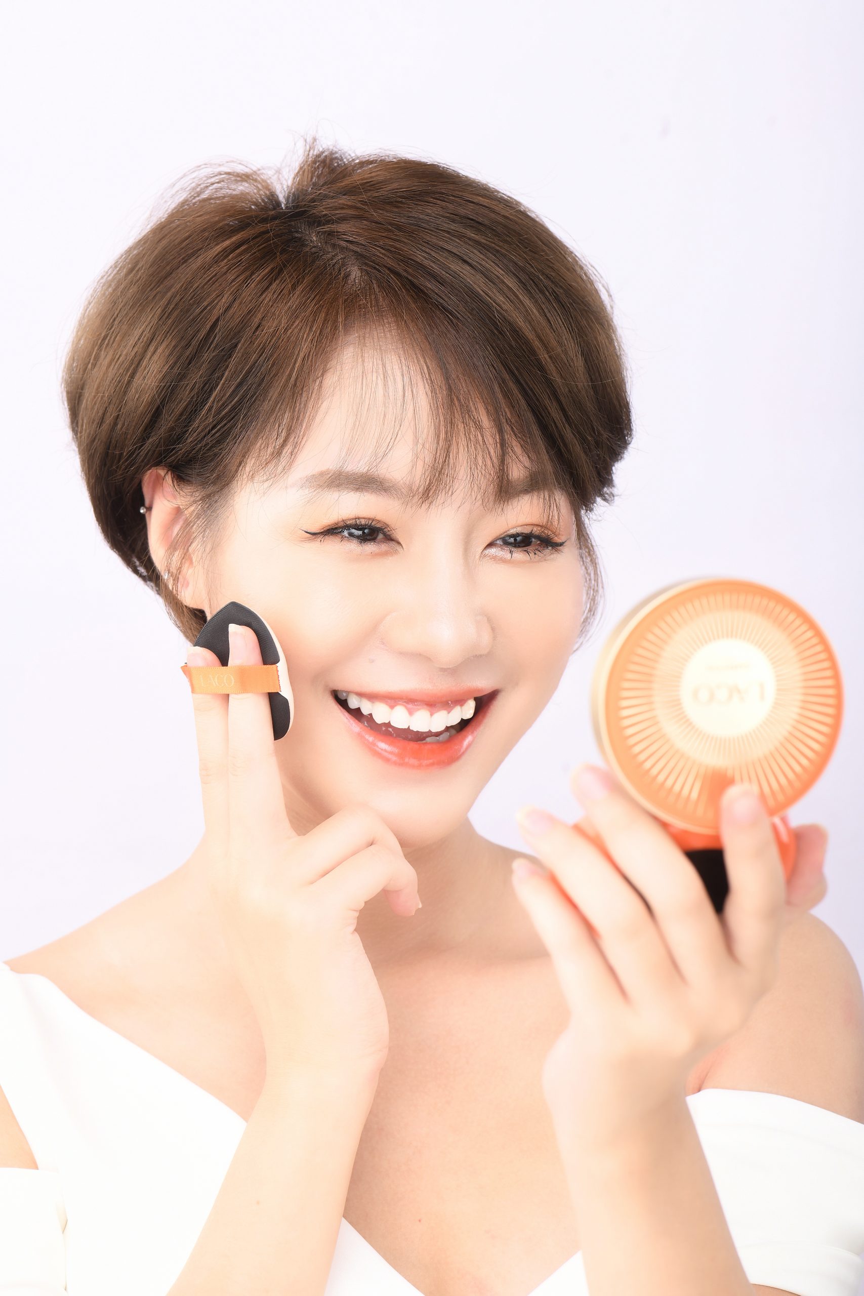 Phấn Nước LACO CUSHION - Sự Kết Hợp Của Kem Nền, Che Khuyết Điểm và Phấn Phủ 10gr