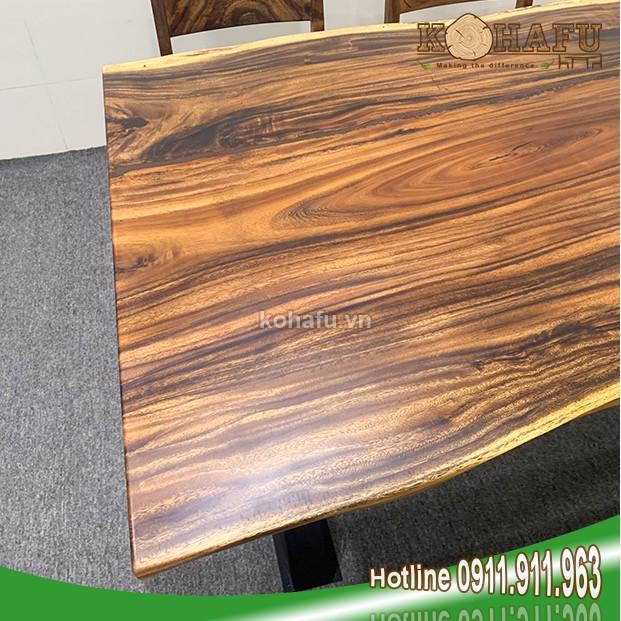 Bàn ăn 6 người bằng gỗ me tây tự nhiên hiện đại KL20132