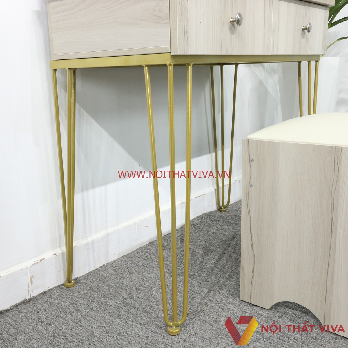 Bàn Trang Điểm Gỗ MDF Melamine Màu Sữa Chân Sắt 2 Ngăn Kéo Gương Tròn