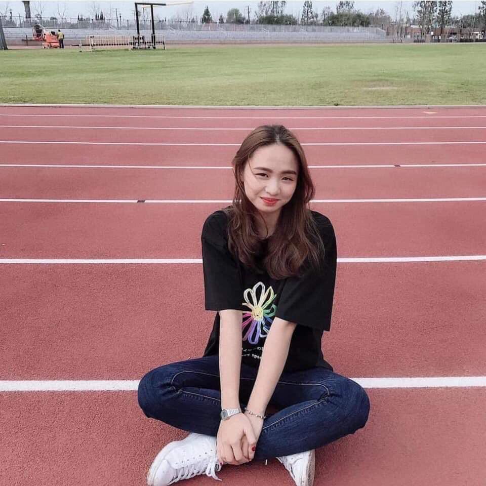 Áo Thun Nữ Họa Tiết Hoa Cúc 7 Màu