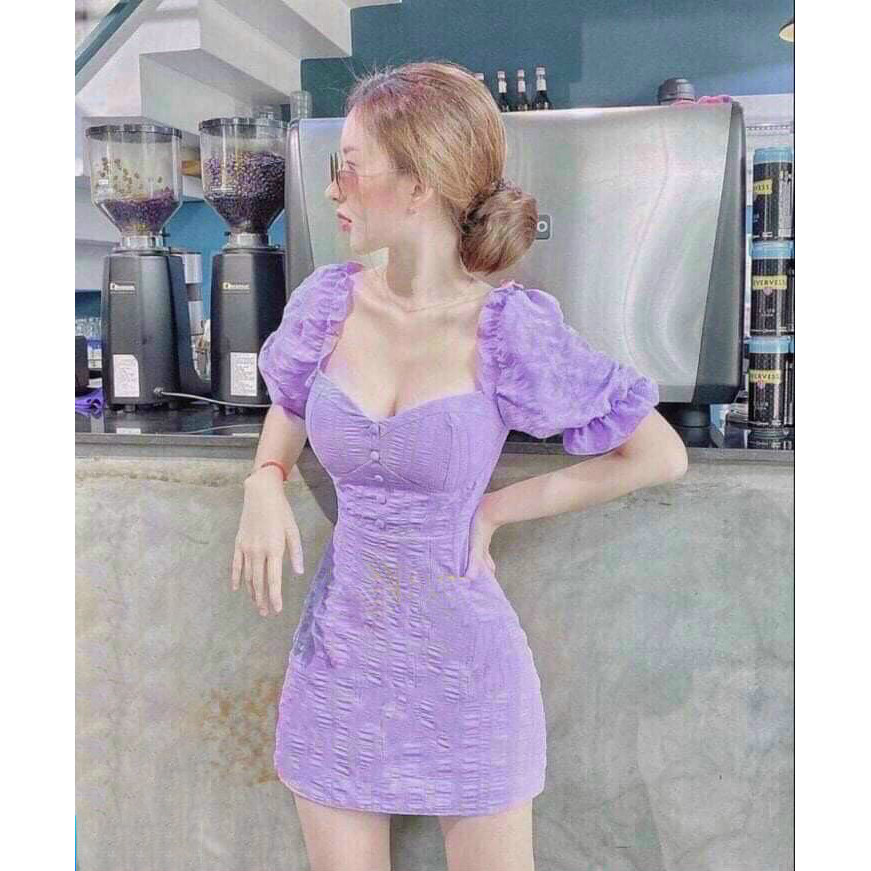 Đầm tay phồng đính nút thời trang