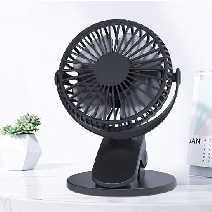 Quạt Tích Điện Mini Kẹp Bàn Cực Mát Xoay 720 Độ Chắc Chắn Tiện Lợi