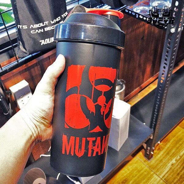 Bình lắc whey bình nước thể thao tập gym shaker Mutant 1000ml