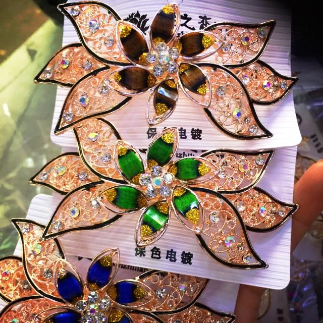 Kẹp đủ kiểu