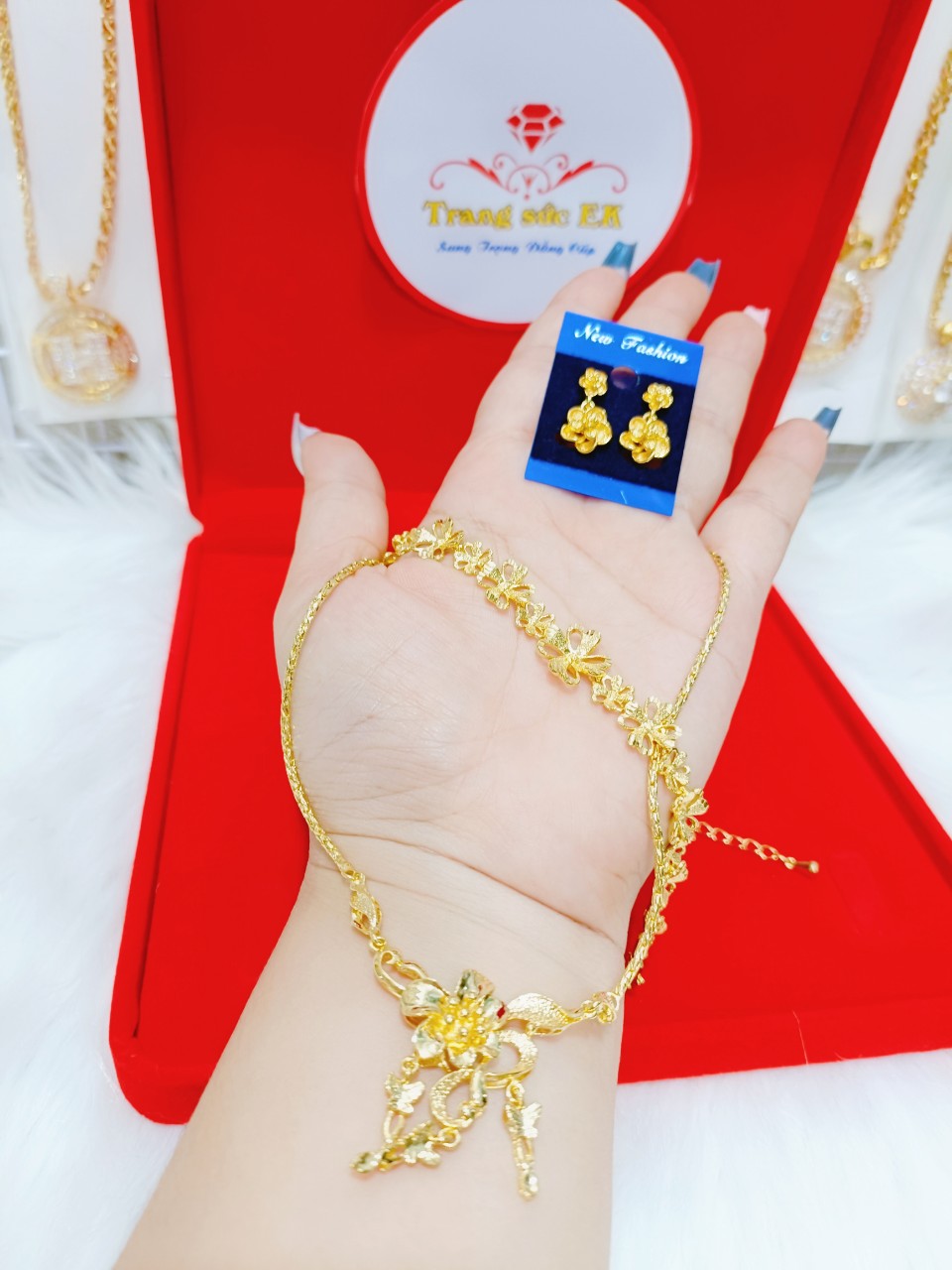 Bộ trang sức cưới 3 món kèm hộp nhung EK06