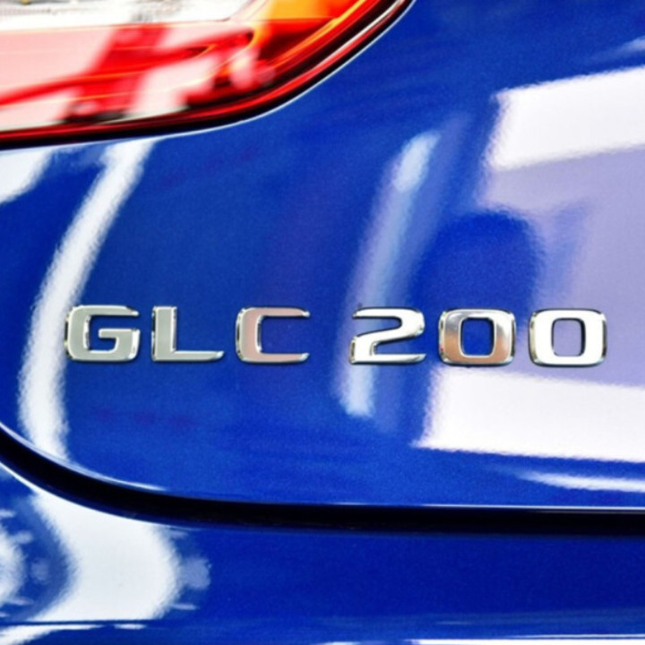 Decal tem chữ GLC200 dán đuôi xe ô tô Nhựa ABS