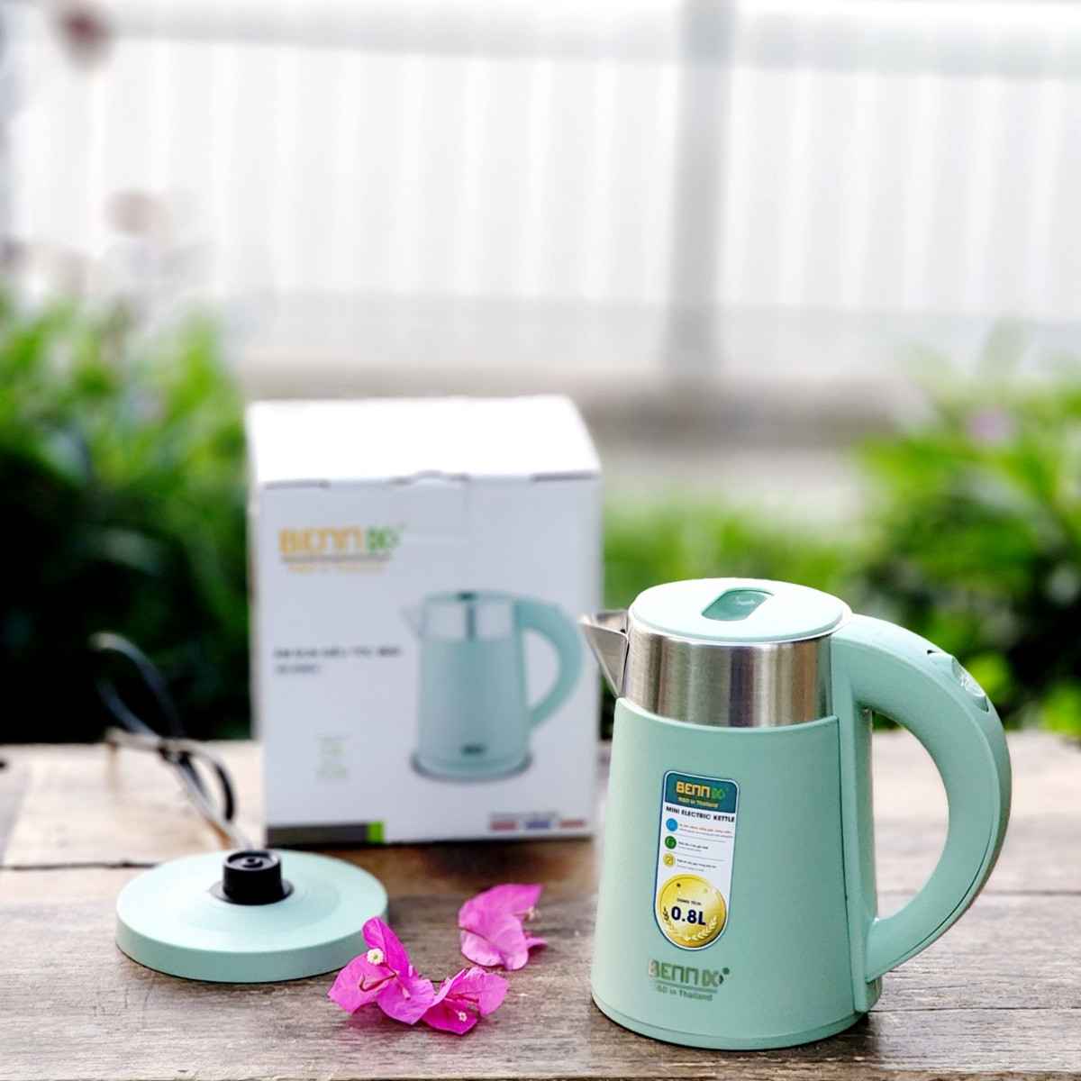 Ấm điện siêu tốc mini Bennix Thái Lan BN-008EK 0.8L màu xanh - Hàng chính hãng