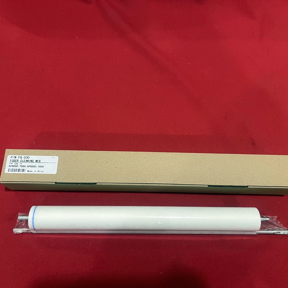 Cuộn giấy dầu cho máy photocopy Xerox DC IV + DCV 5080/ 6080 /7080/ 6000/ 7000 ( Giấy lau )