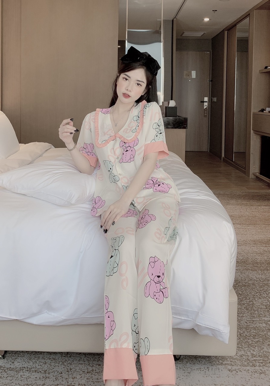 Bộ pijama cộc tay quần dài chất liệu lụa mango, bộ đồ ngủ nữ pyjama họa tiết gấu siêu kute CCC22
