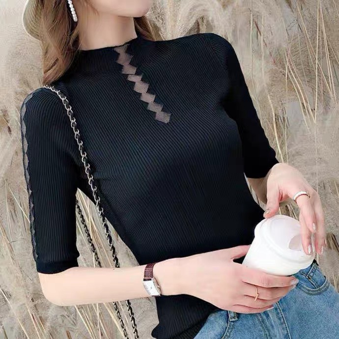 Áo len cổ cao pha ren
