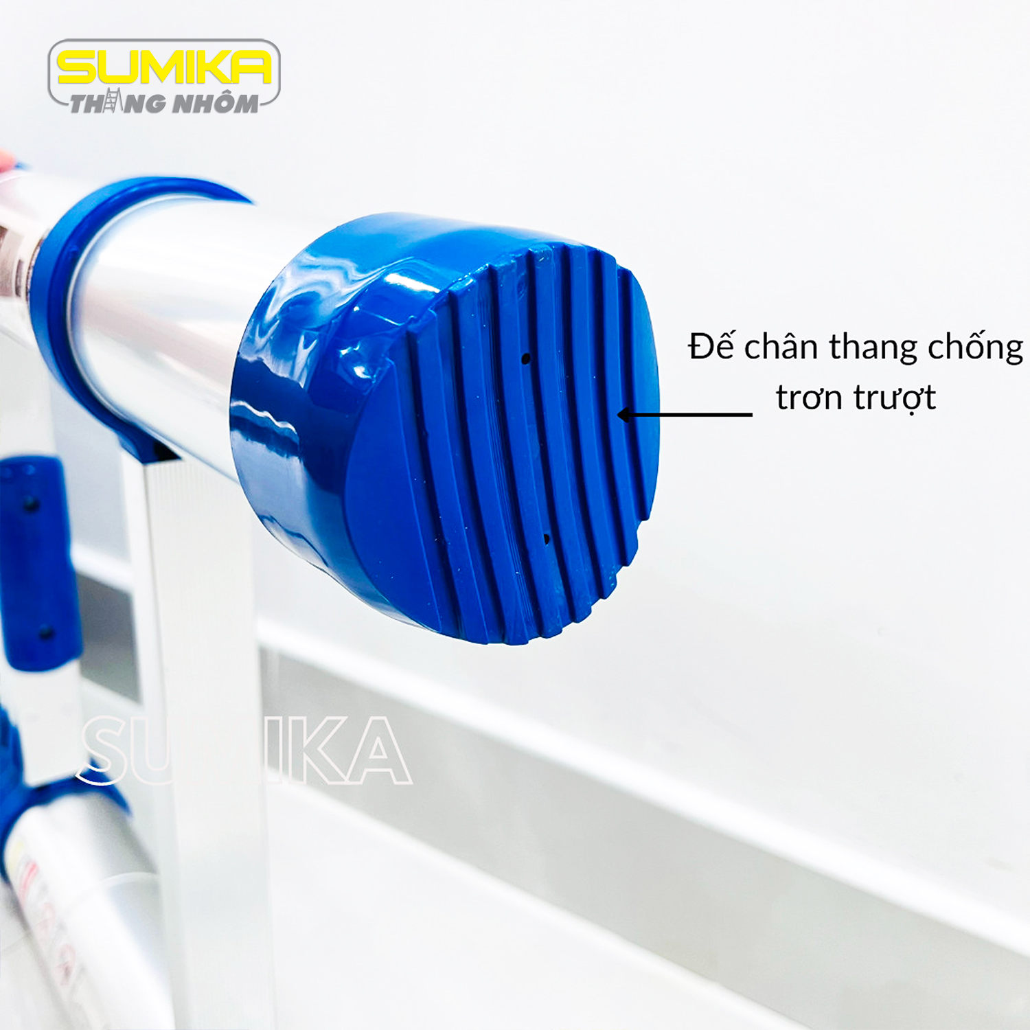 Thang nhôm rút gọn SUMIKA SKB320 - Chiều cao tối đa 3.2m, chiều cao rút gọn 0.78m, tải trọng 300kg