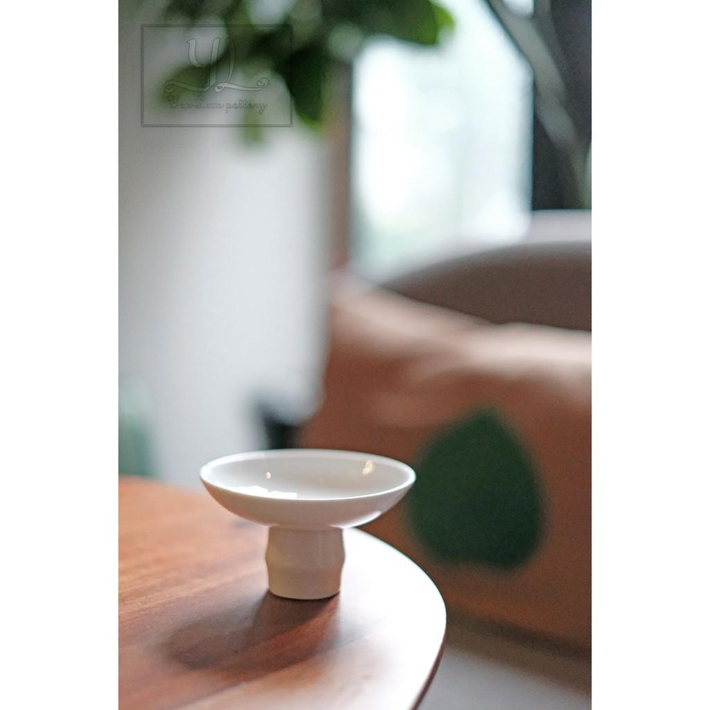 Chén Chấm Chân Cao Sứ Trắng
