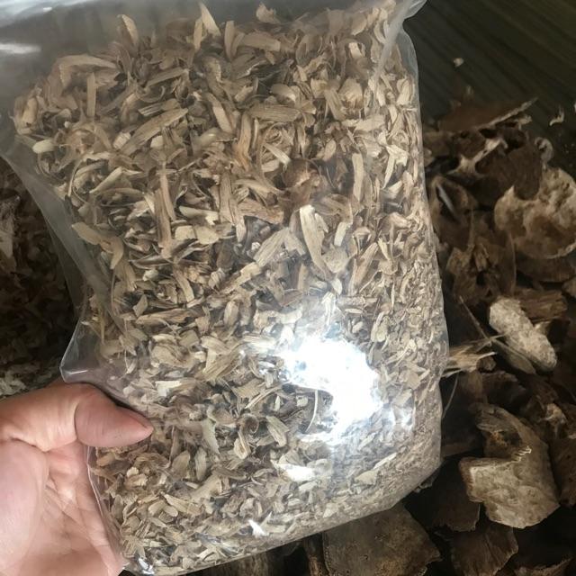 Dăm tỉa trầm hương xông
