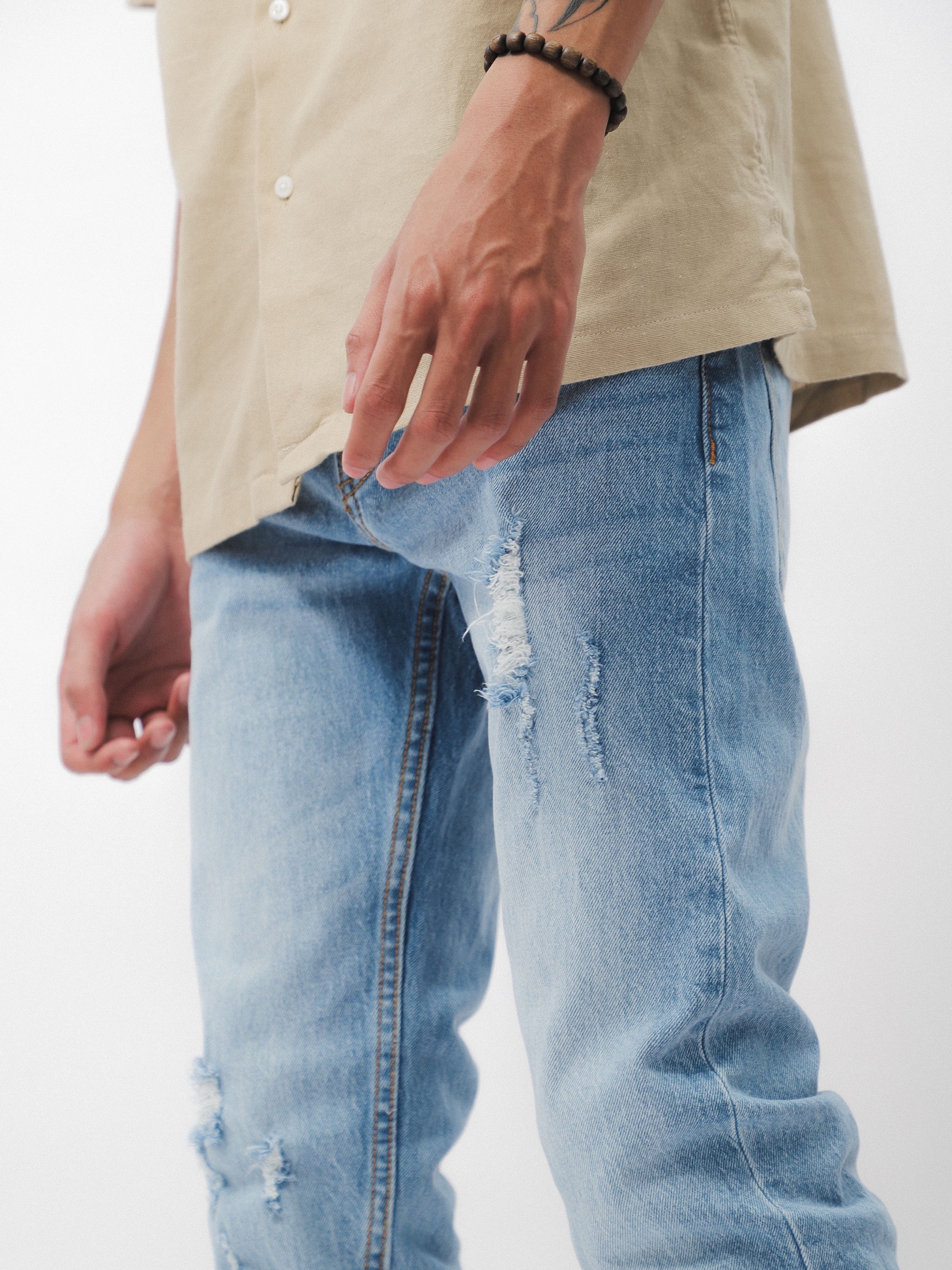 Quần jeans xanh nhạt wash rách DF form slimfit 220701 - Quần jean nam cao cấp | LASTORE MENSWEAR