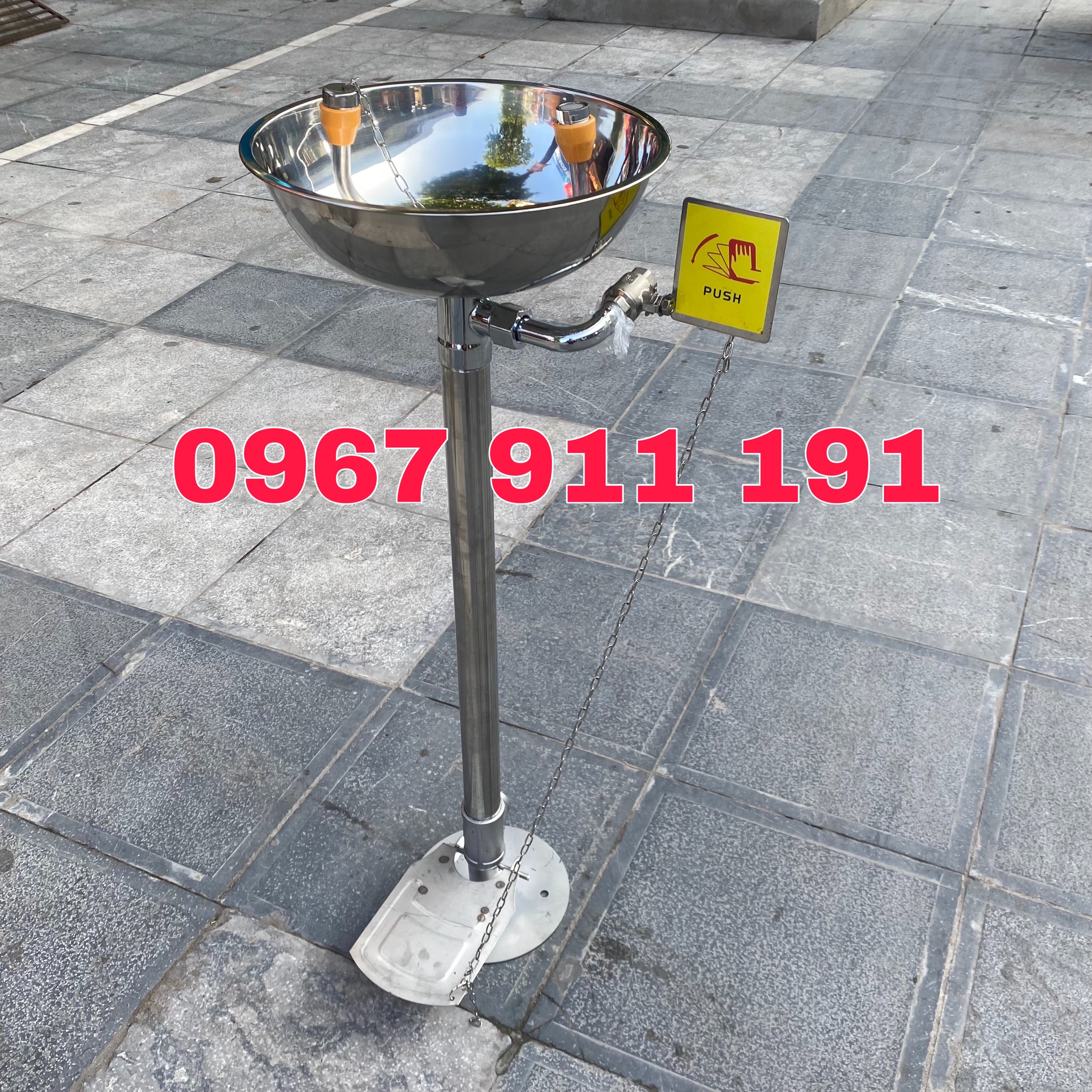 Bộ bồn rửa mắt khẩn cấp đứng
