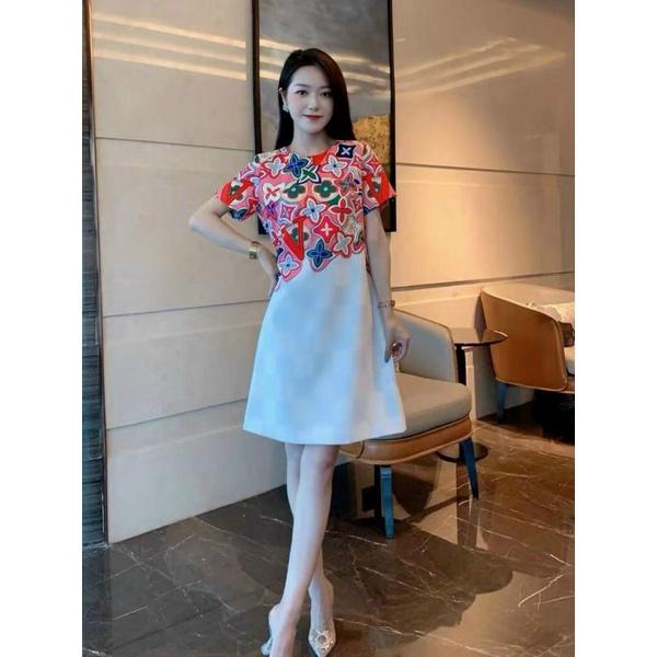 HÀNG NHẬP - ĐẦM SUÔNG LỤA HỌA TIẾT HOA SẮC MÀU