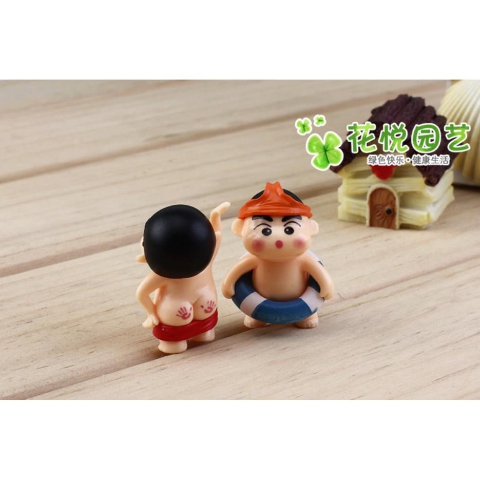 Combo 04 mô hình Shin - cậu bé bút chì tắm sông trang trí tiểu cảnh hài hước
