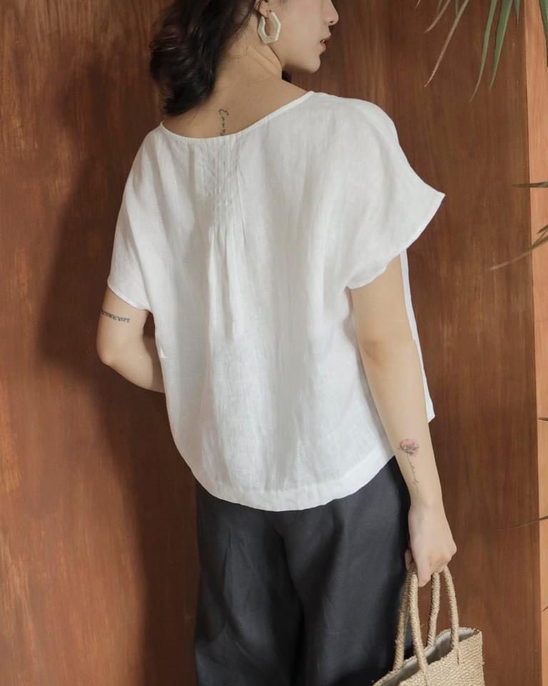 Set bộ áo tay cánh rơi Linen Tưng Premium kèm quần dài ống rộng ArcticHunter (Áo trắng - Quần xám chì)