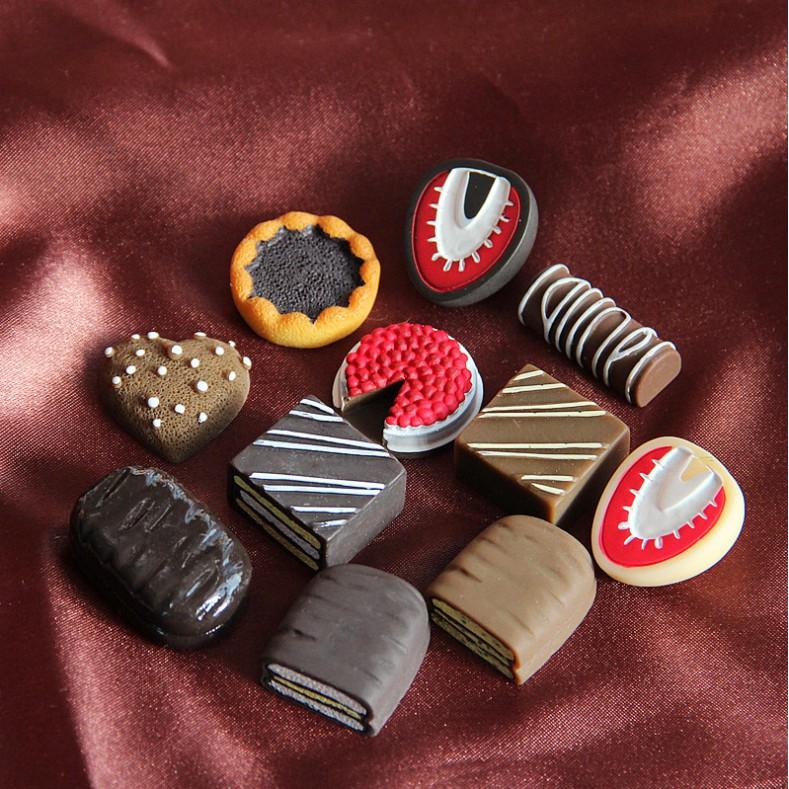 HN * Charm mô hình các loại bánh kẹo sô cô la chocolate trang trí điện thoại, nhà búp bê, epoxy, DIY