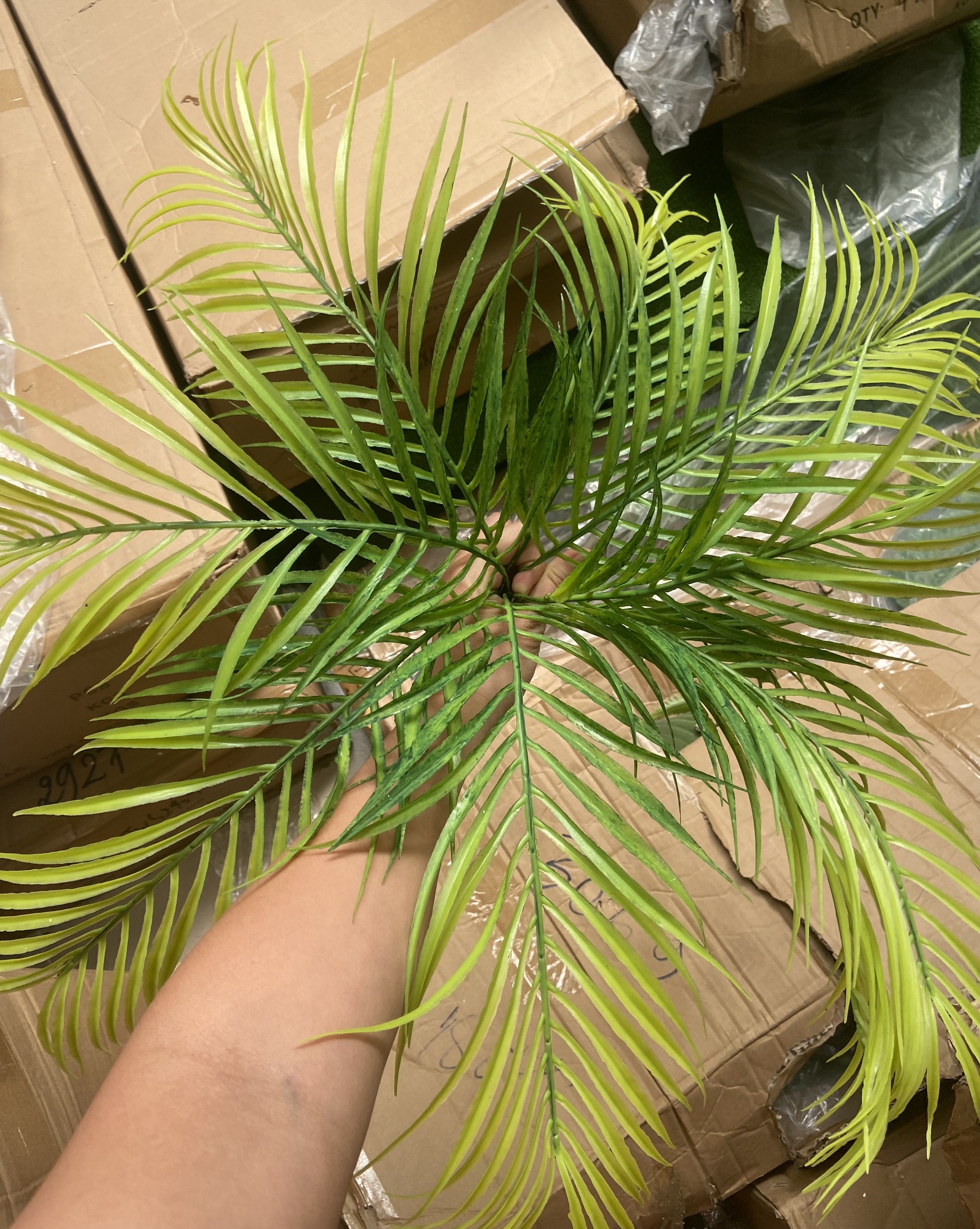 Cây dừa giả trang trí - Cành lá dừa giả - Cây dừa giả cao 52cm, màu xanh tươi - YY132
