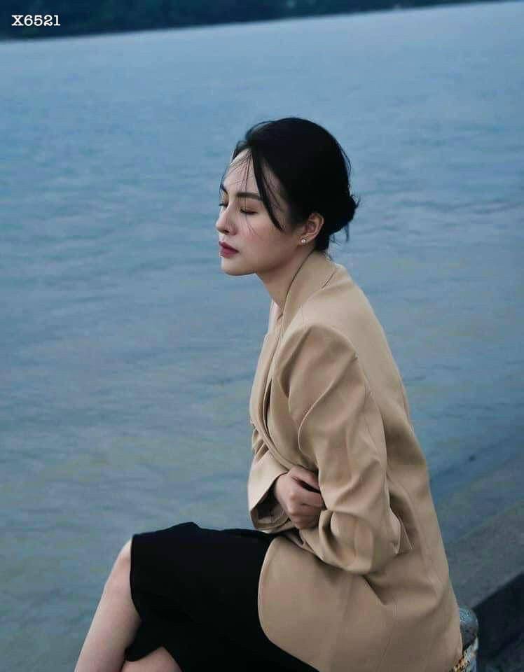 ÁO KHOÁC NỮ BLAZER VEST RETRO TAY DÀI SUÔNG TRƠN RỘNG ĐI CHƠI DẠO PHỐ ĐI LÀM CÔNG SỞ ĐI HỌC