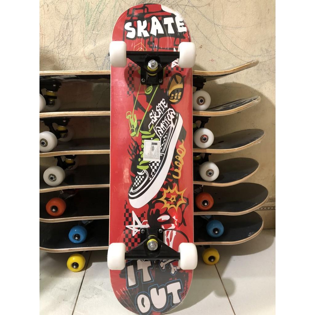 Ván trượt Skateboard SIÊU HẠNG Cao Cấp Mặt Nhám ĐEN Bánh Cao Su CONG 2 ĐẦU TRICK