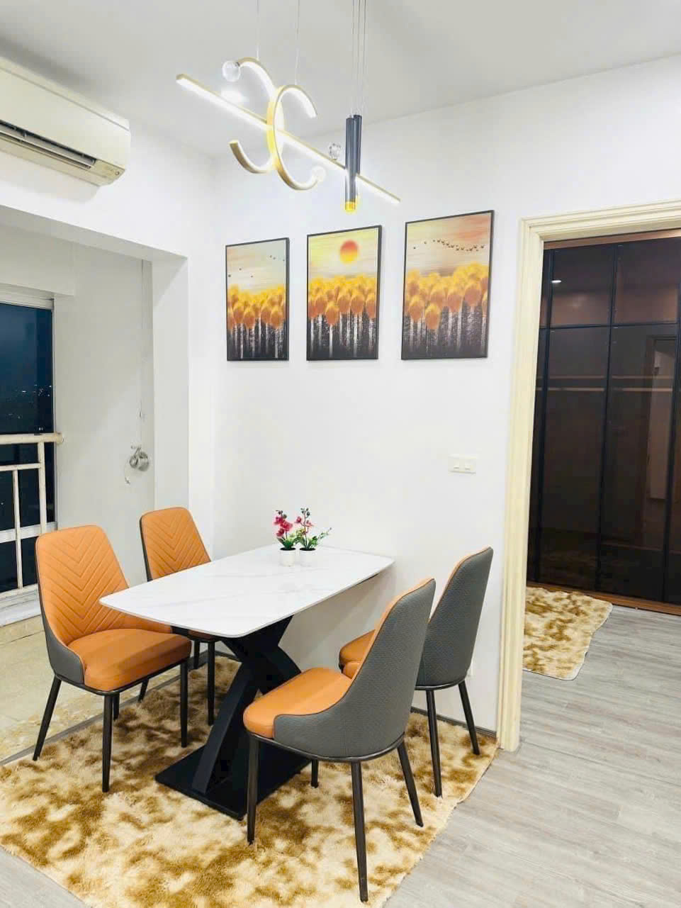 Bộ bàn ăn mặt đá nhập khẩu sang trọng, hiện đại CTL05 Juno Sofa nhiều lựa chọn