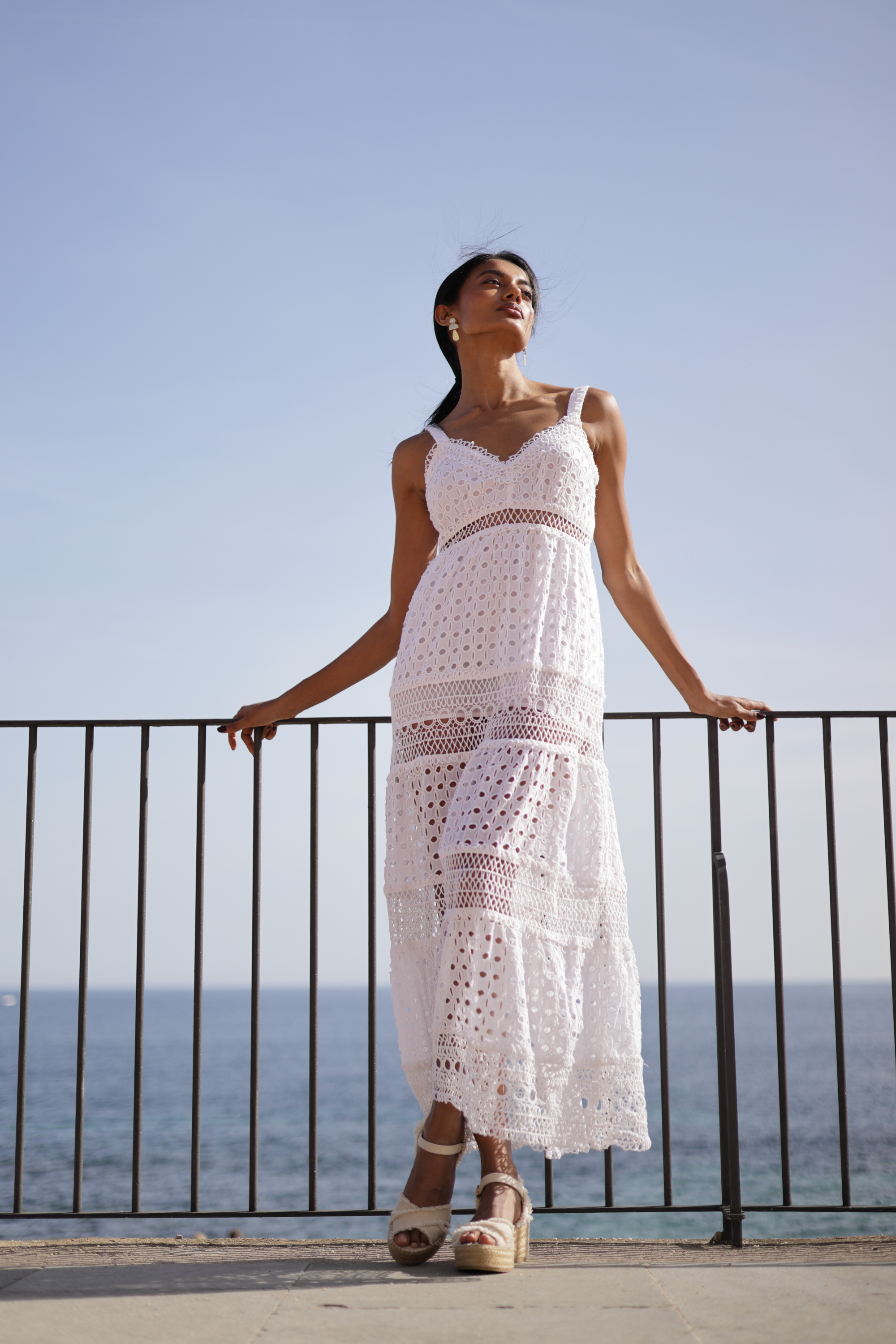 Maxi Trắng Phối Ren Cotton Cao Cấo Luna Llena