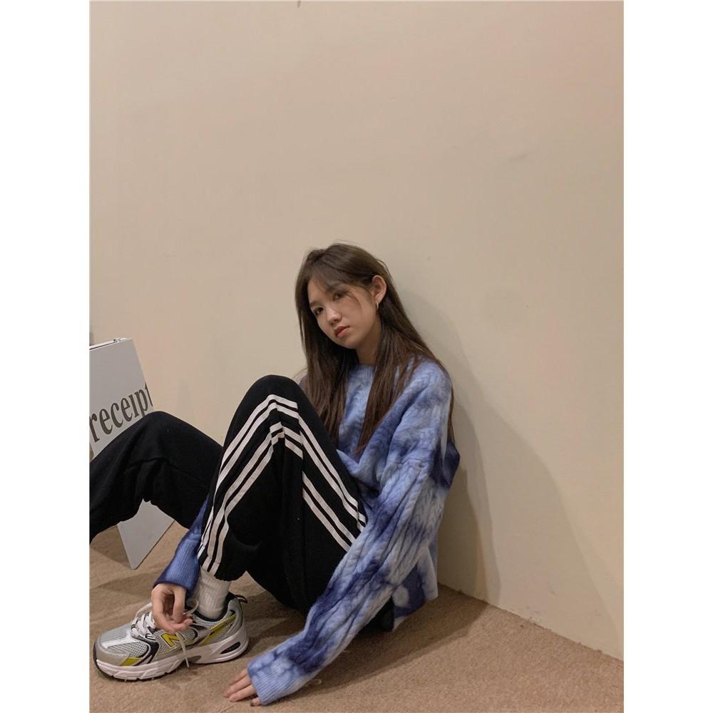 Quần jogger nam nữ 4 sọc Cheapy freesize ống đứng cạp chun màu đen ghi dài phom rộng thể thao hàn quốc
