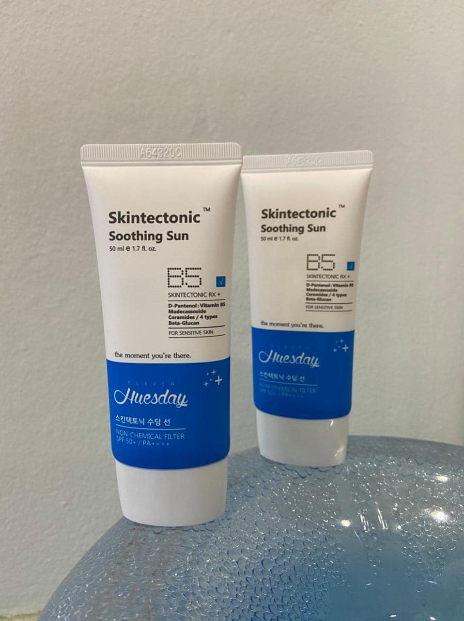 Kem chống nắng vật lý Huesday Hàn Quốc- Eleven Huesday Skintectonic Soothing Sun SPF 50+